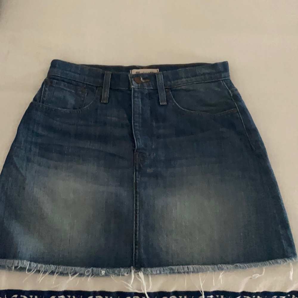 Madewell Denim Skirt, size 26, like new condition